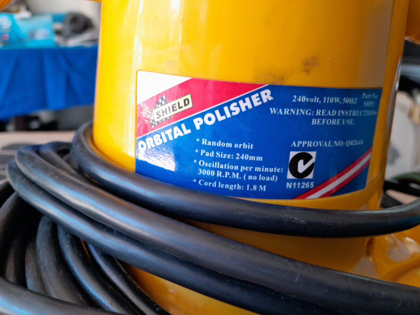 Shield Orbital Polisher with 240mm pad size and 3000 R.P.M oscillation for effective polishing.
