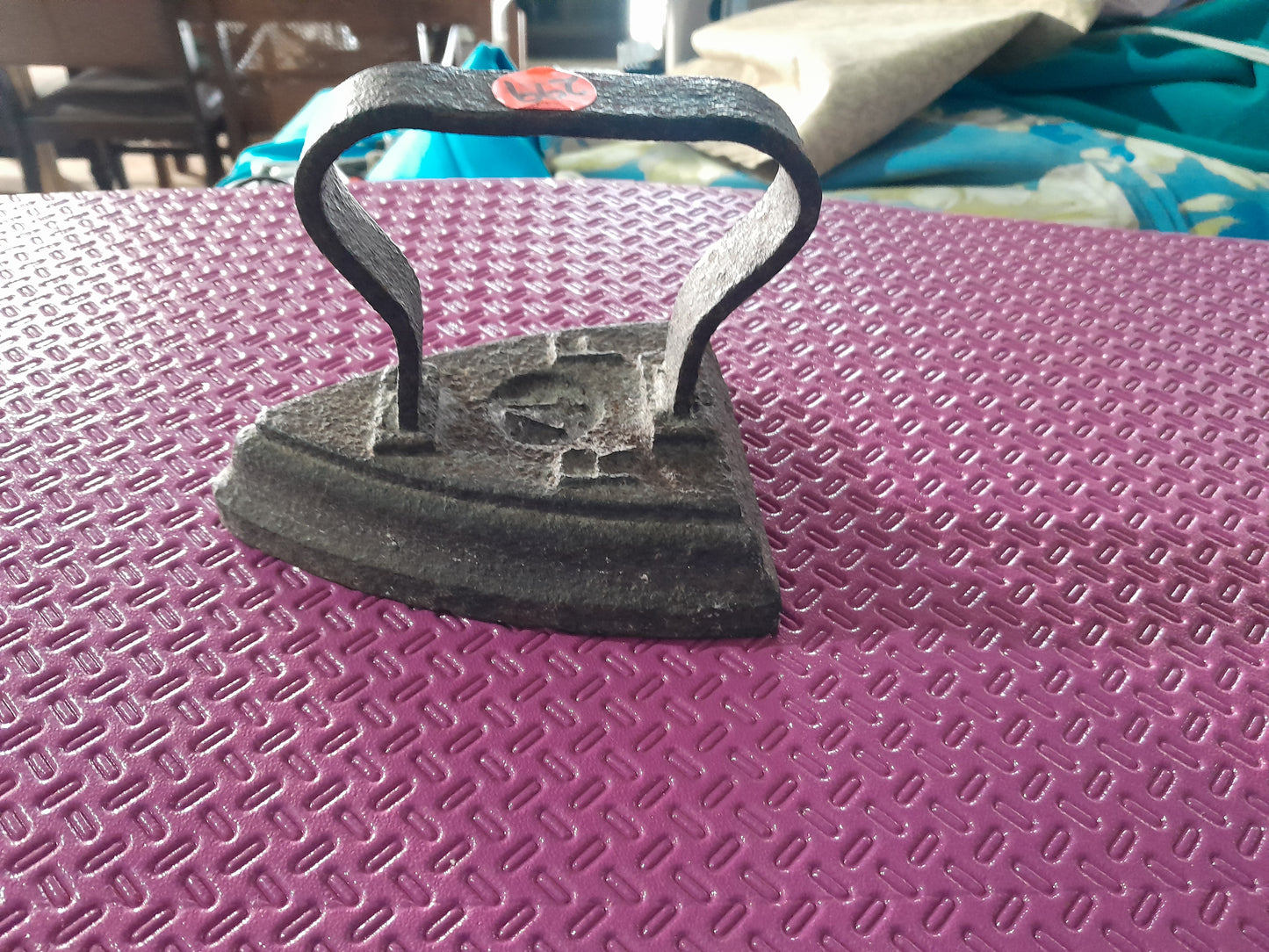 Traditional RF No 4 sad iron, excellent for camping or emergencies where power is unavailable.