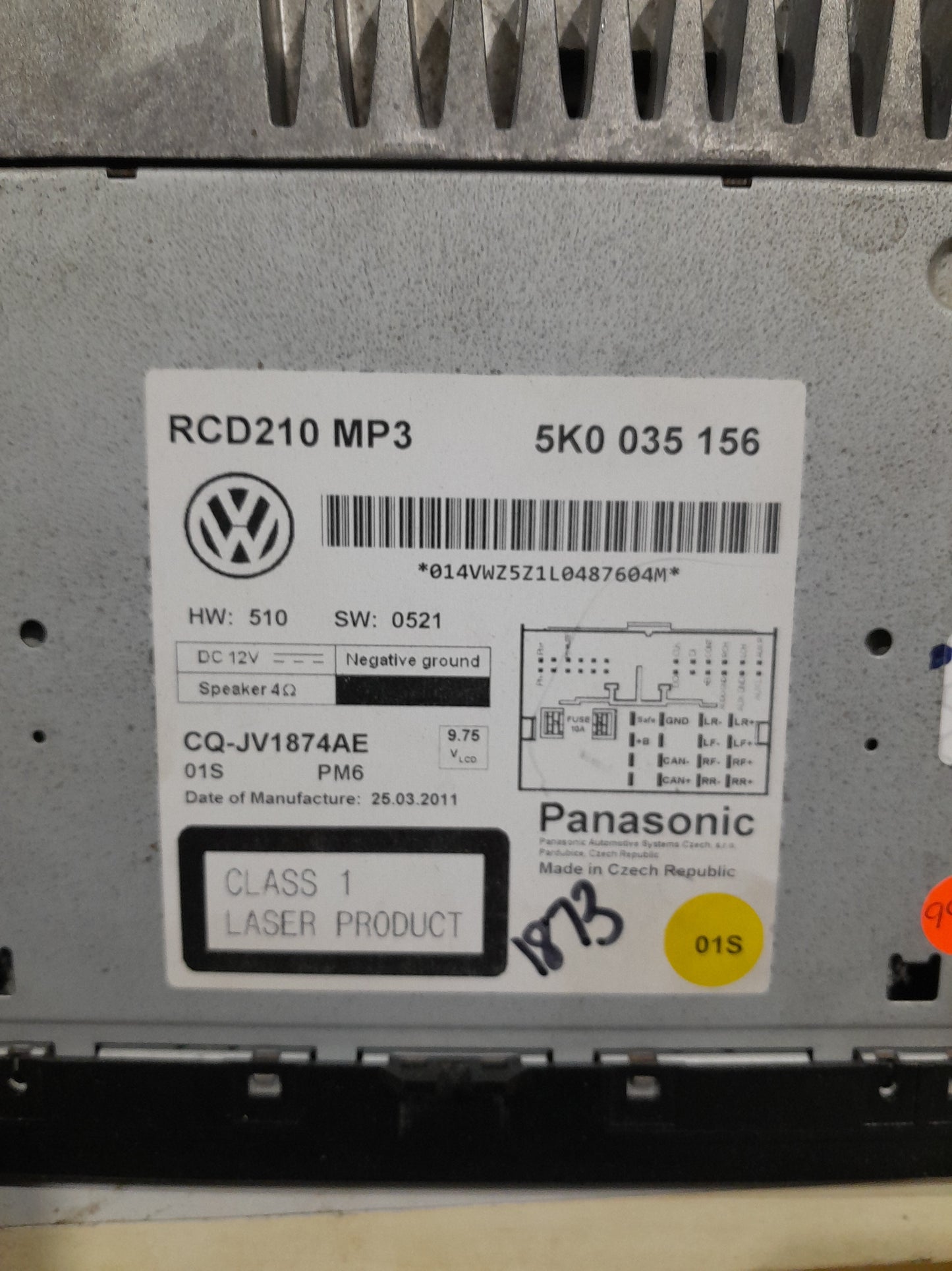 OEM Volkswagen RCD210 radio, suitable for enhancing audio in Polo, Caddy, and Golf cars.
