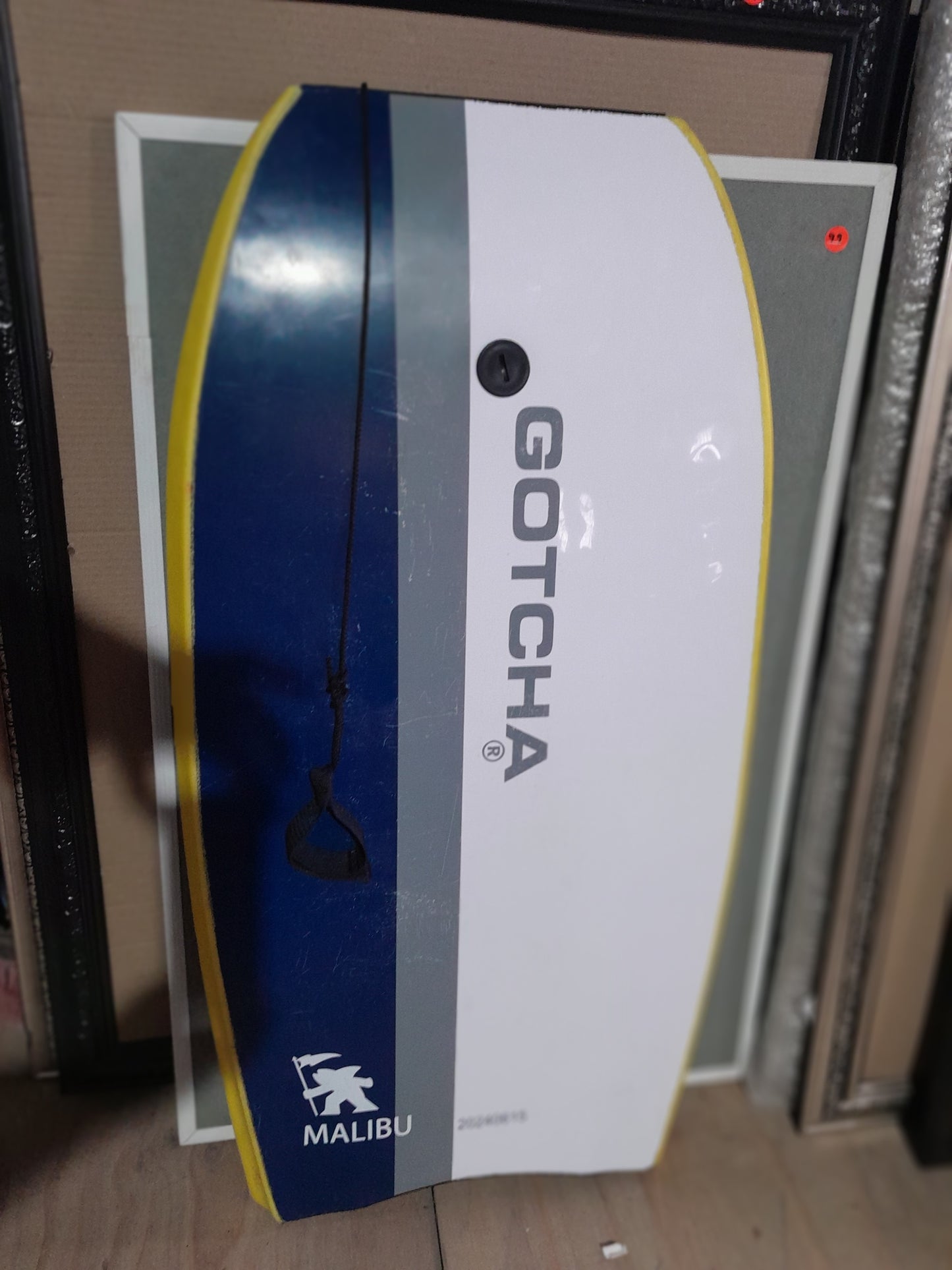 Gotcha boogie board perfect for first-time ocean experiences, available at Die Skatkis.