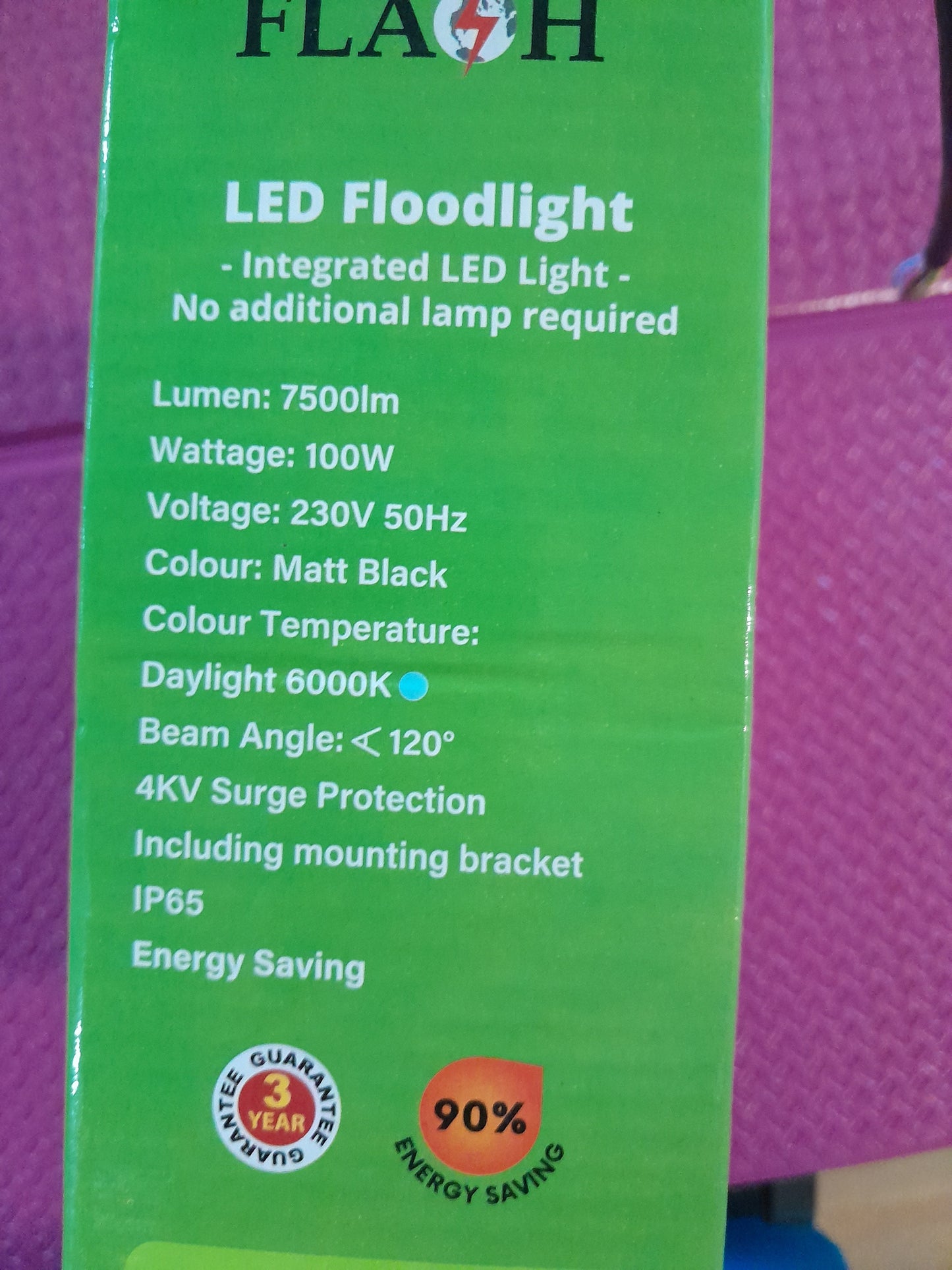 Energy-efficient 100W LED Slim Floodlight with 7500 lumens and daylight 6000K color temperature.