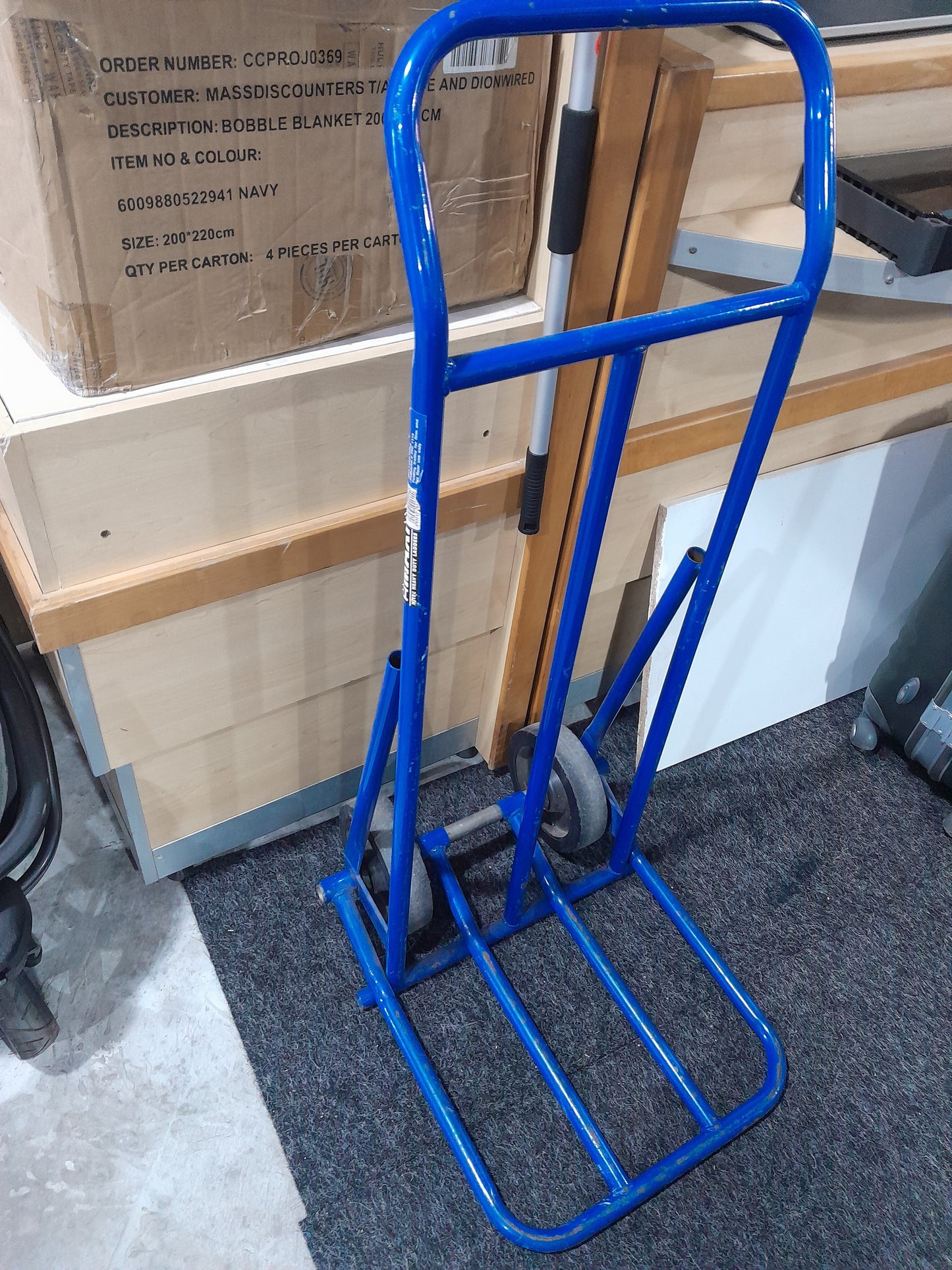 Heavy-duty maxi folding nose trolley ideal for transporting bulky items effortlessly.