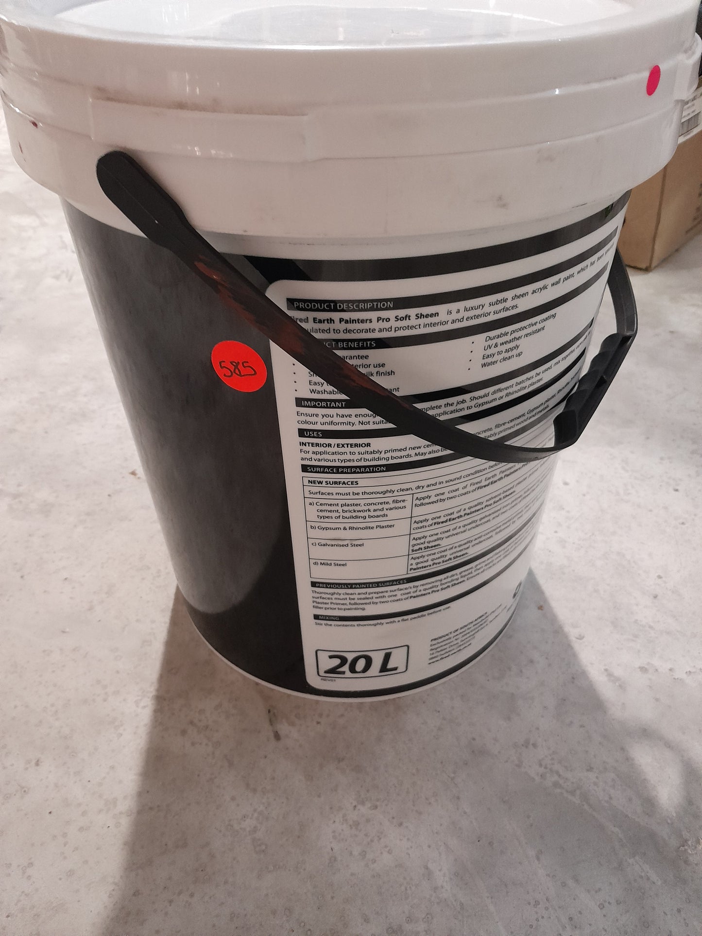 20L Misty White water-based soft sheen paint for versatile wall applications.