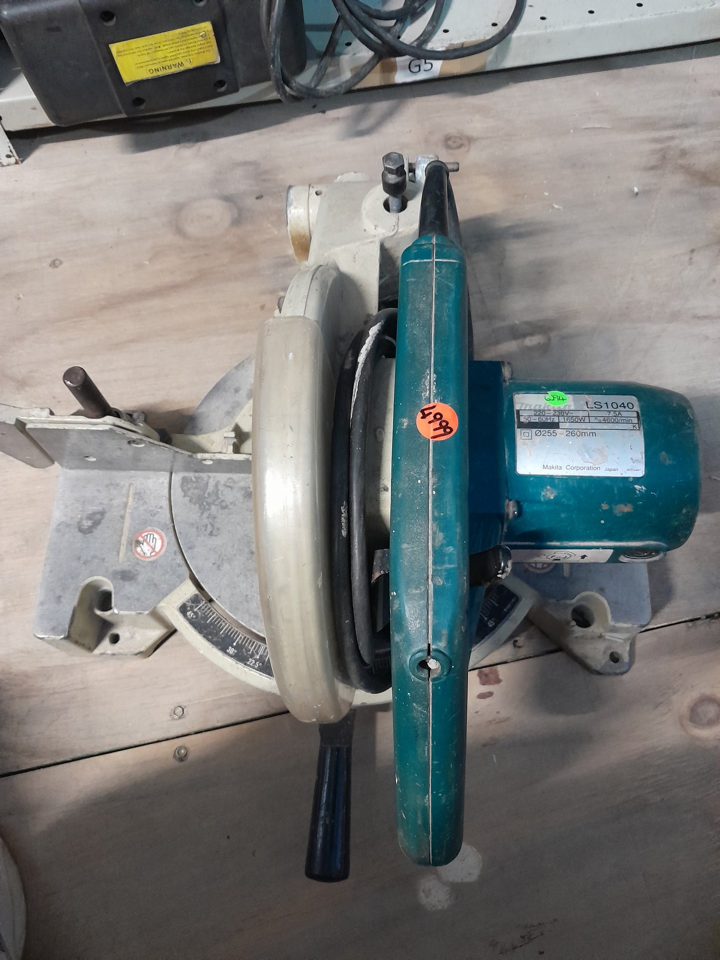 Price tag on Makita LS1040 compound mitre saw, a great addition for any woodworking enthusiast.