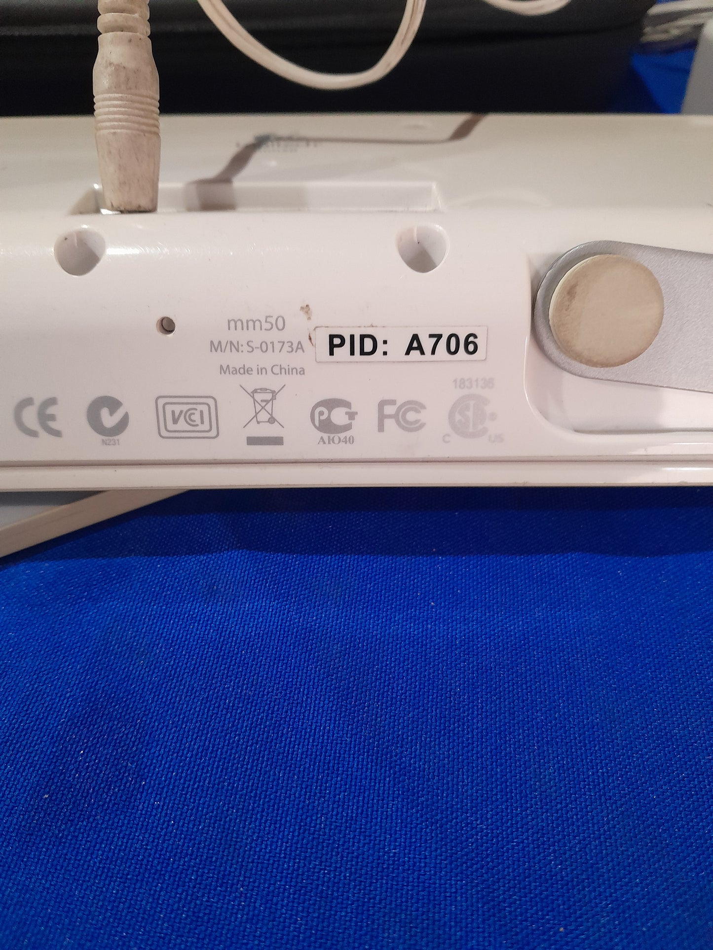 Logitech portable speaker system for iPod, ideal for enhancing audio experience with 3D sound processing.