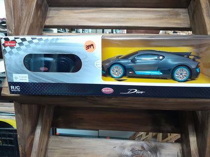 "Rastar Bugatti Divo 1/24 scale RC car in original packaging, excellent condition, available at Die Skatkis secondhand store.