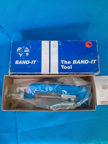 The Band-IT Tool in original packaging, 1999 model, for tensioning and cutting metal banding, available at Die Skatkis secondhand store.