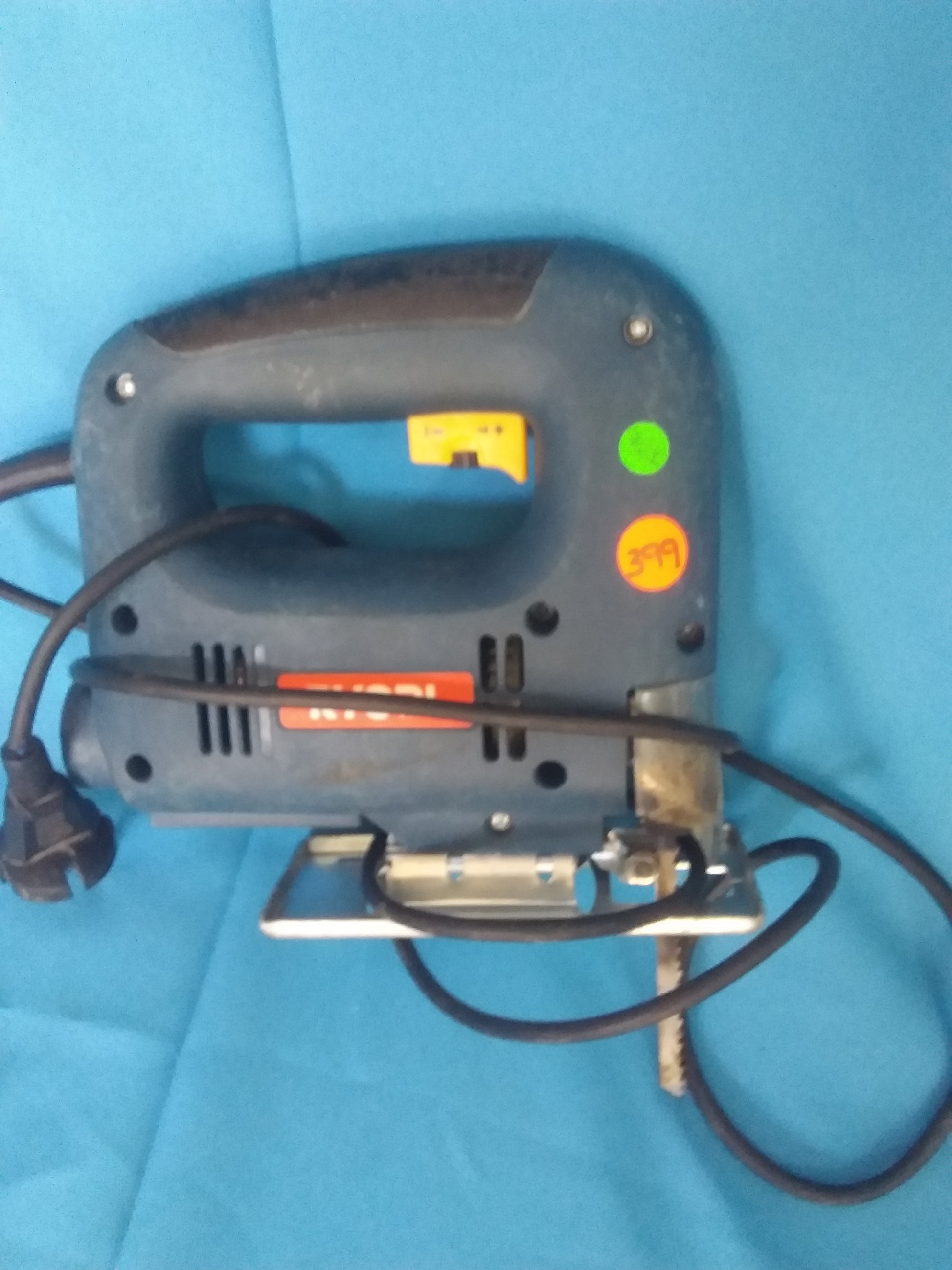 Secondhand Ryobi 500 watt jigsaw model HJ-500P in good working condition, available at Die Skatkis online store.