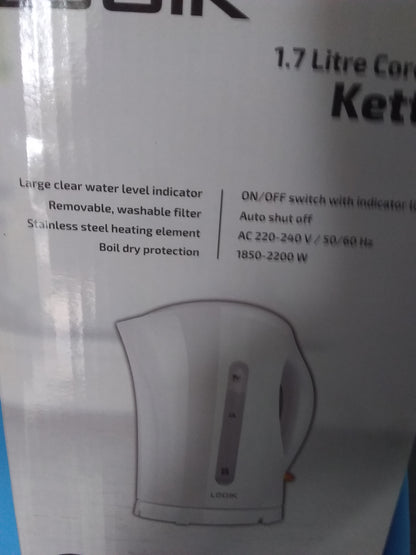 Logik 1.7 Litre cordless kettle packaging highlighting features like clear water level indicator, removable filter, and stainless steel heating element. Available at Die Skatkis.