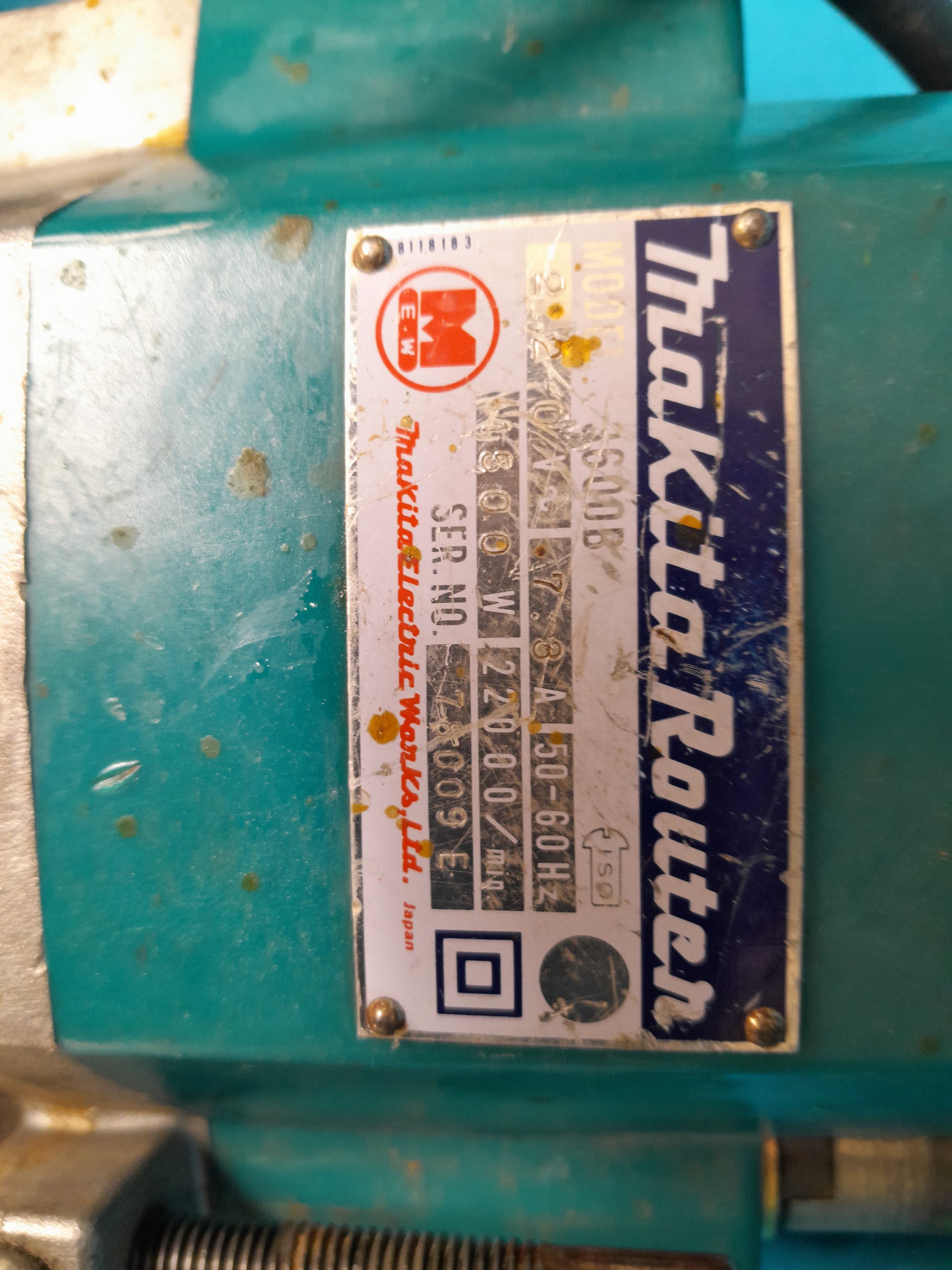 High-quality secondhand Makita Router Model 3600B, working perfectly, ideal for tool enthusiasts.