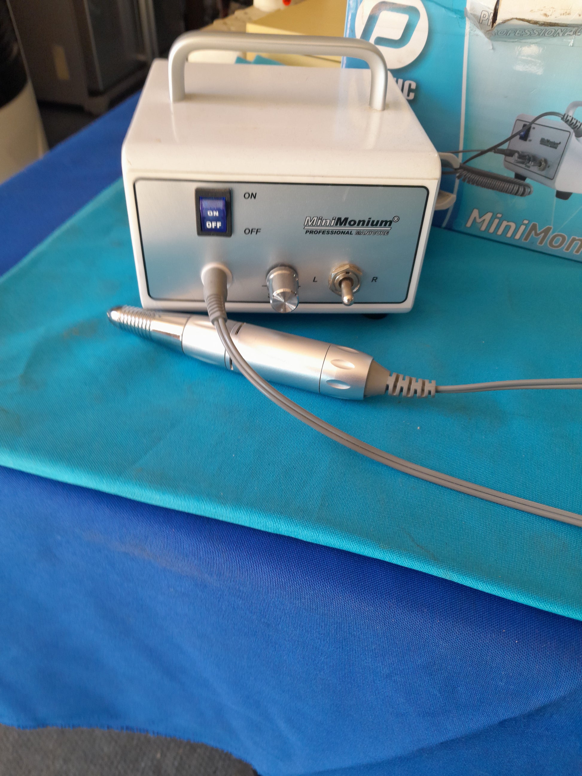 Professional manicure drill from MiniMonium, compact and efficient for nail care.