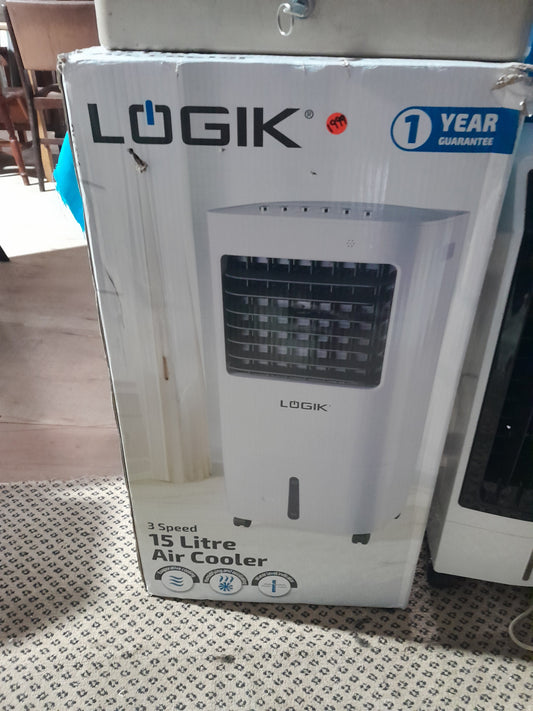 Features of Logik air cooler, including 3 speed settings and energy-efficient design for effective cooling.
