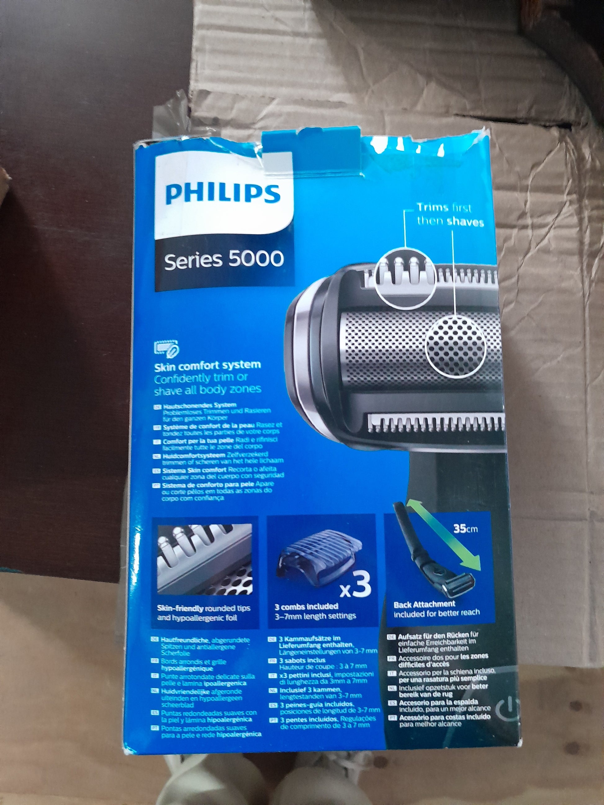 Philips Bodygroom Series 5000, ideal for wet or dry use with multiple length settings.