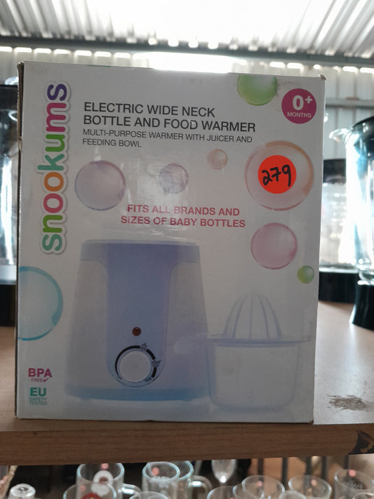 Snookums Electric Bottle and Food Warmer in use, ideal for keeping food warm and bottles heated.