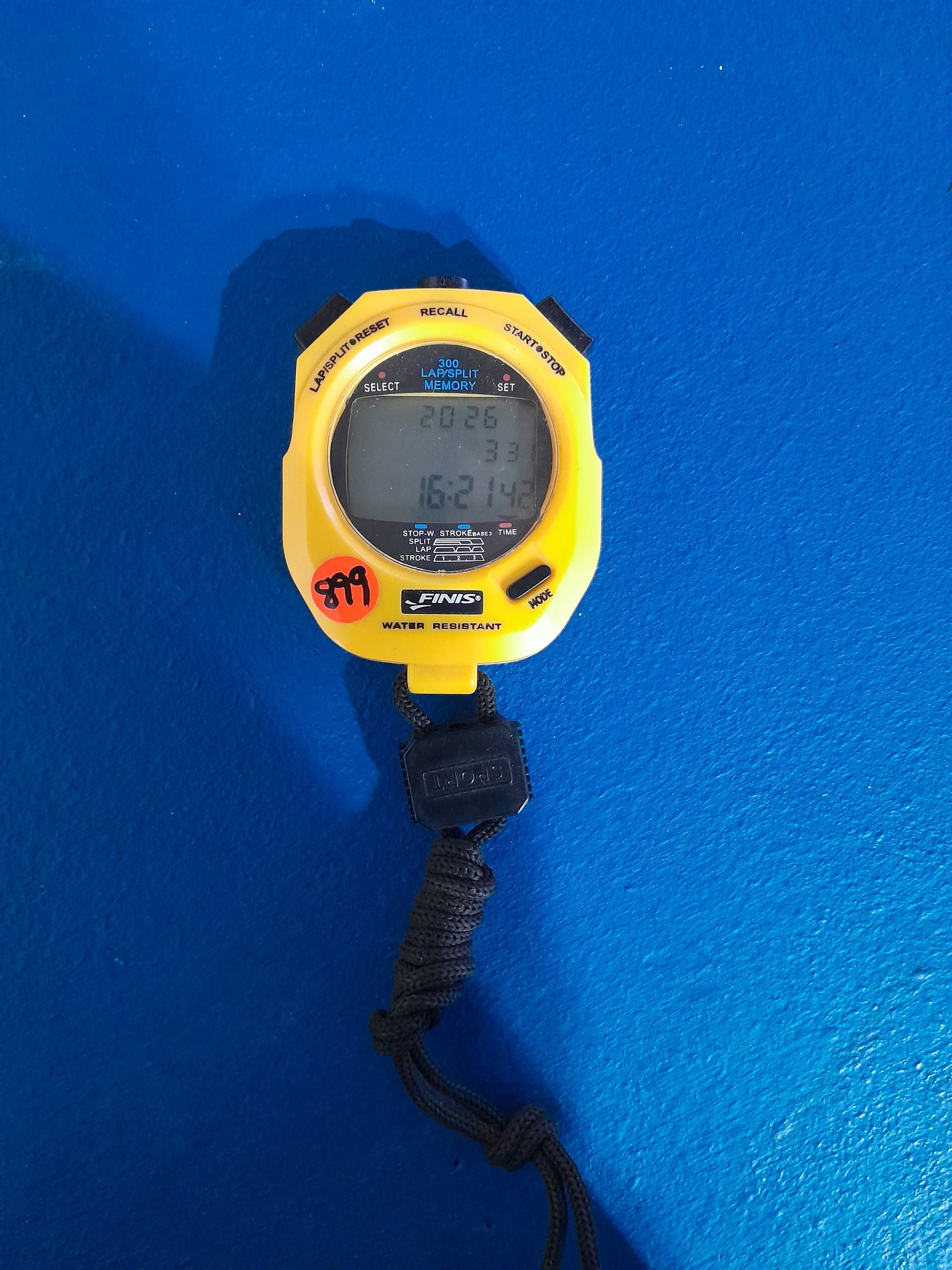 Finis 3x300m Stopwatch for swimmers and coaches to track performance and lap times.