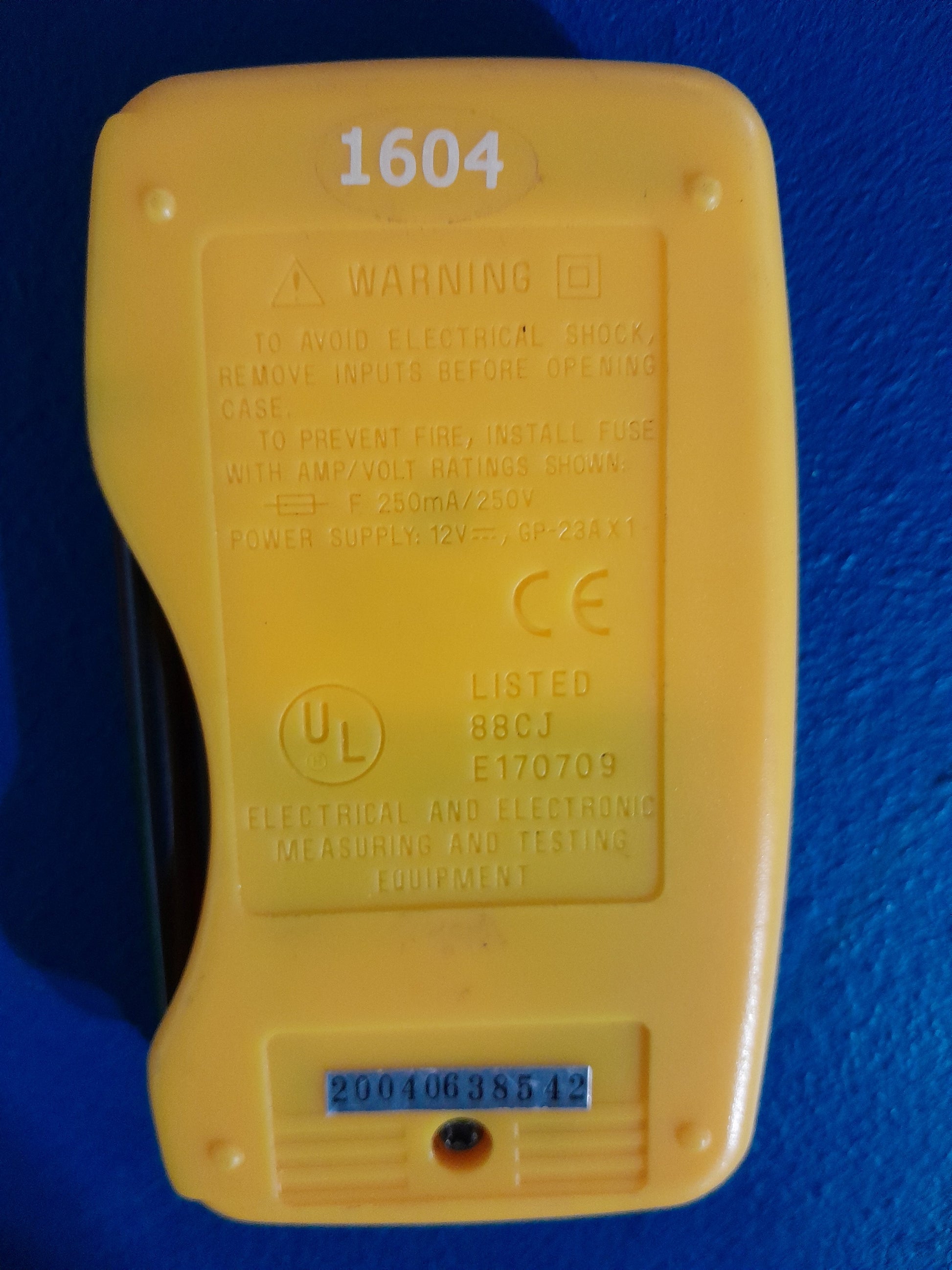 Features of the Rapitest Digital Multimeter, including voltage measurement range from 2V to 500V.