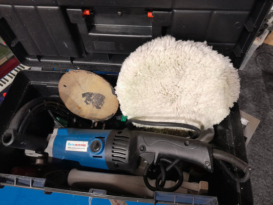 MacAfric Electric polisher kit ready for use, ideal for removing minor scratches on vehicles.