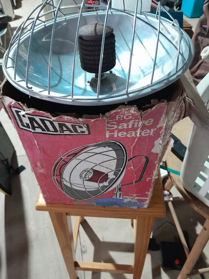 Cadac gas heater in its original box, ideal for connecting to domestic gas cylinders.