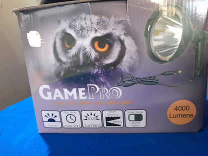 Box of GamePro Tyto 4000 Lumens Spotlight showcasing features like 805m beam distance.