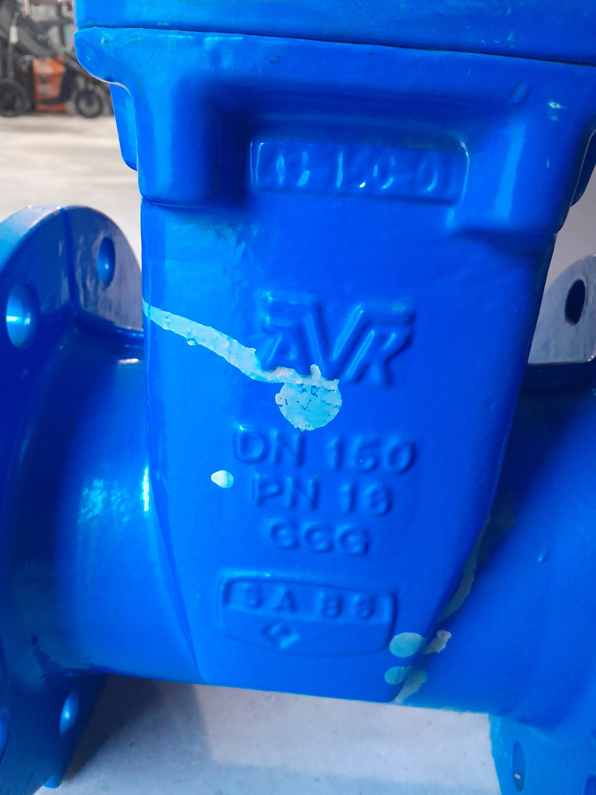 Quality secondhand 150mm AVK butterfly valve, part number 4315060116, available at Die Skatkis.