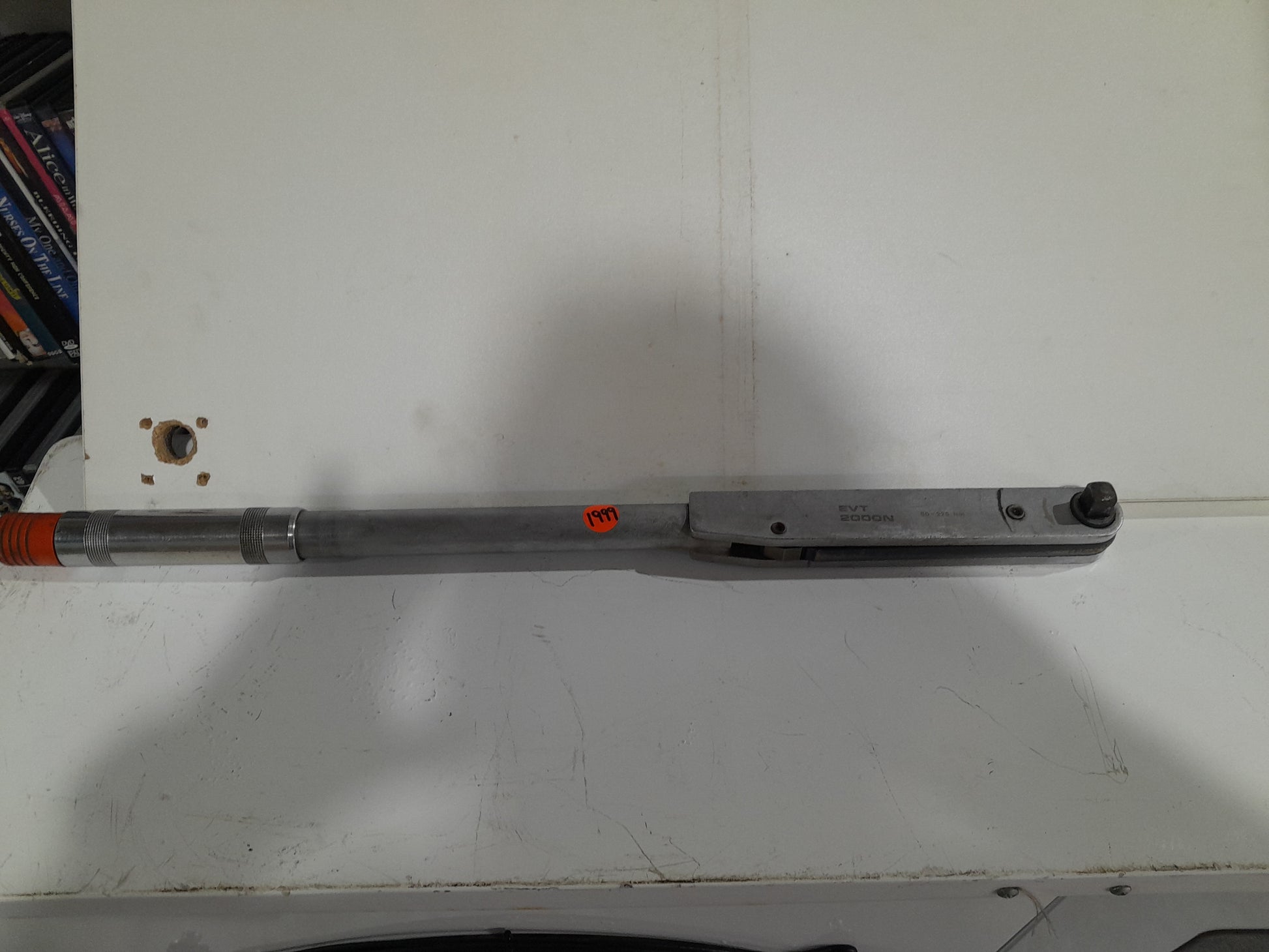 Britool EVT 2000N torque wrench, reliable tool for automotive and mechanical applications.