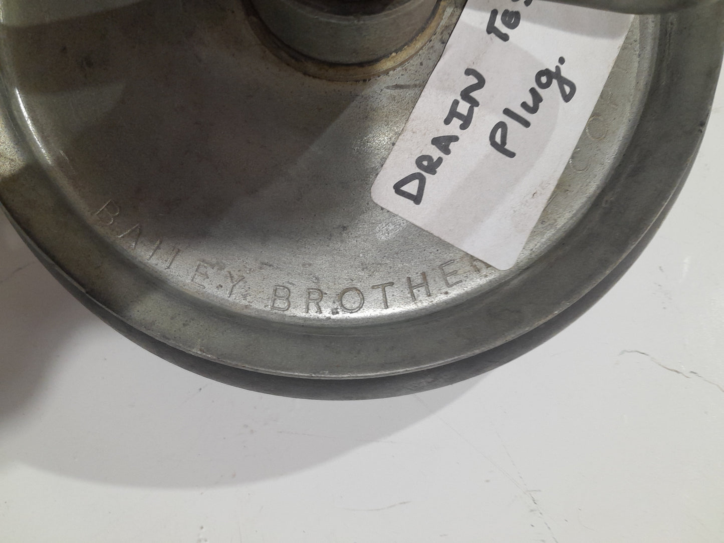 Durable drain test plug for effective pipe sealing, find it at Die Skatkis online secondhand store.