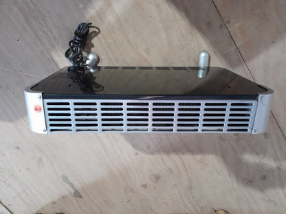 Control panel of Mellerware convection heater featuring adjustable thermostat and heat settings.