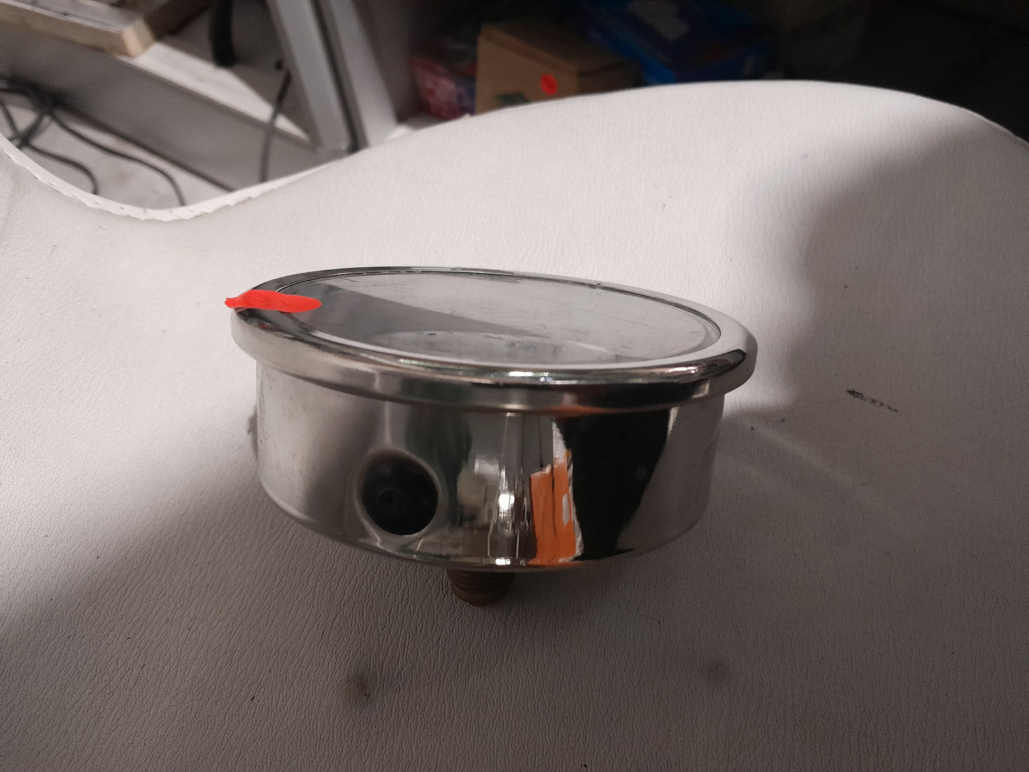 MEX3 63mm rear entry pressure gauge with clear kPa scale, perfect for tools and appliances in your workshop.