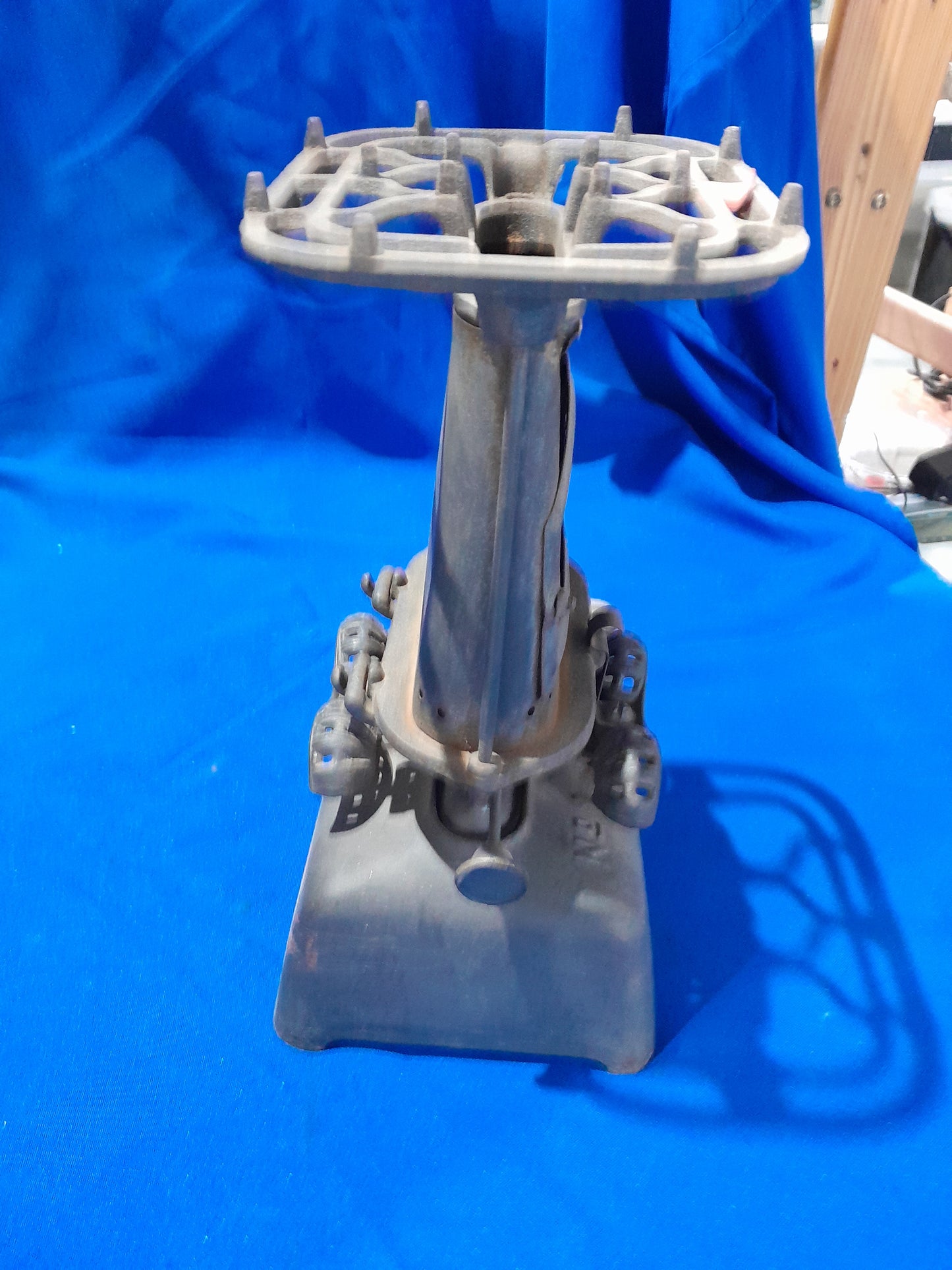 Antique Beatrice heater, perfect for warmth and cooking, sold as is at Die Skatkis online store.