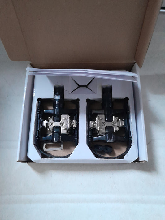 High-quality MTB pedals suitable for clipless and ordinary shoes, waterproof and lightweight.